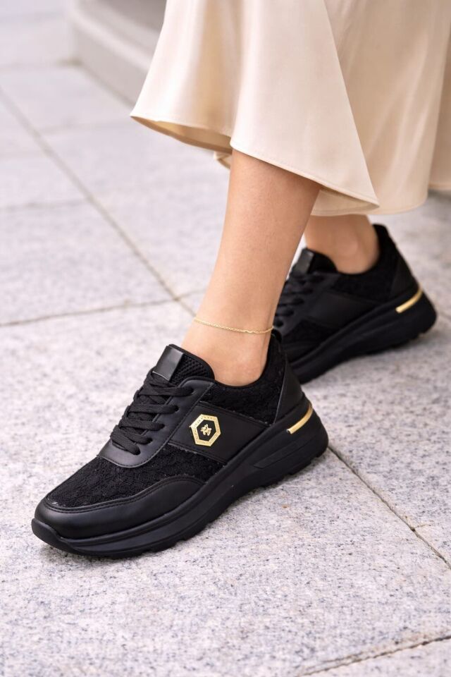 Dantel Detaylı Trend 5 Cm Platform Yüksek Taban Kadın Sneaker Spor Ayakkabı SİYAH-SİYAH - 39