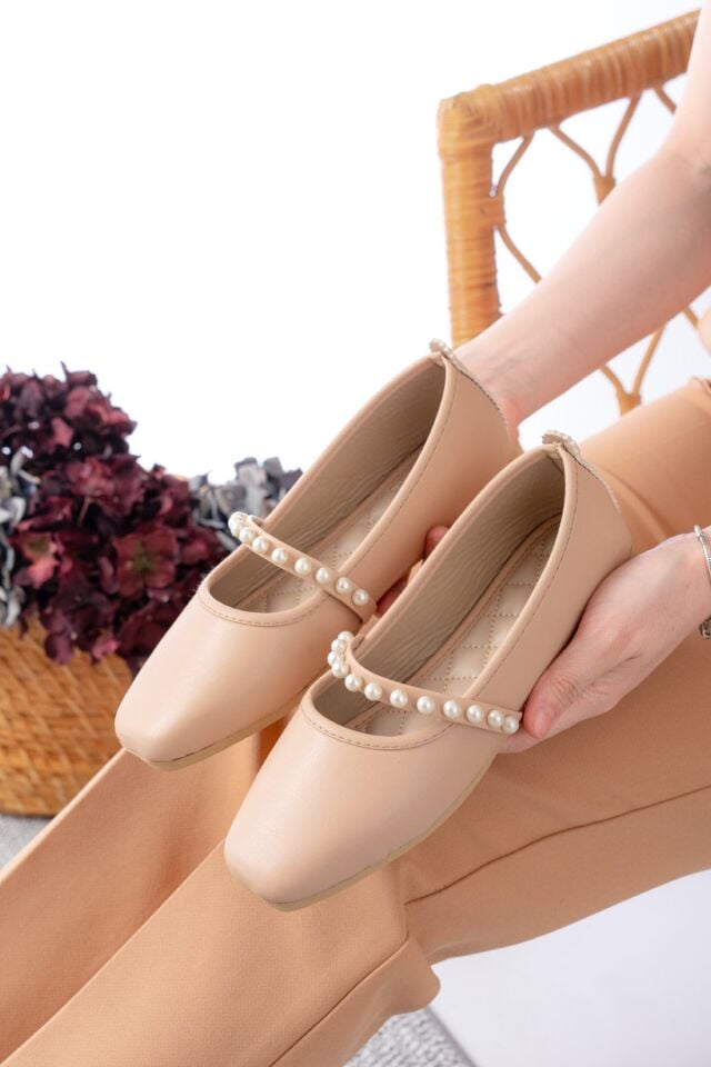 Kadın Siyah Cilt İncili Babet Ev ve Dış Mekan Ayakkabısı Kadın Siyah Cilt İncili Babet Ev ve Dış Mekan Ayakkabısı