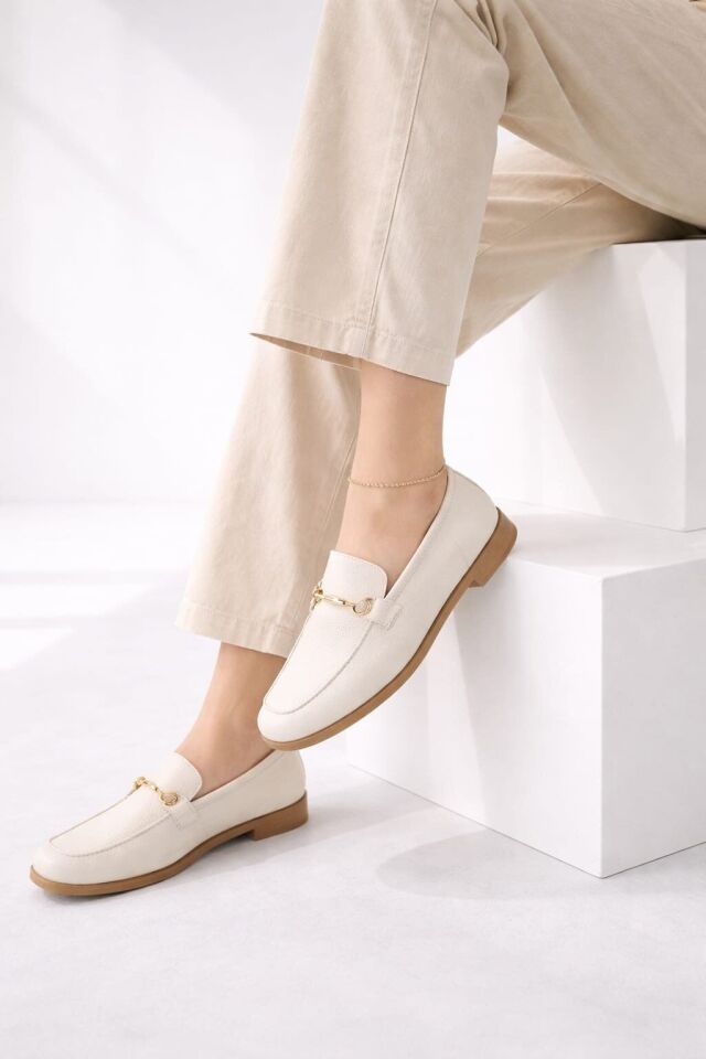 Kadın Rugan Loafer Gold Tokalı Günlük Şık Rahat Babet Ayakkabı KREM - 40
