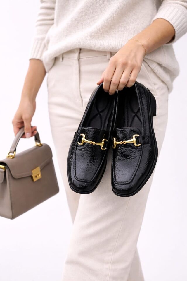 Kadın Rugan Loafer Gold Tokalı Günlük Şık Rahat Babet Ayakkabı SİYAH - 39