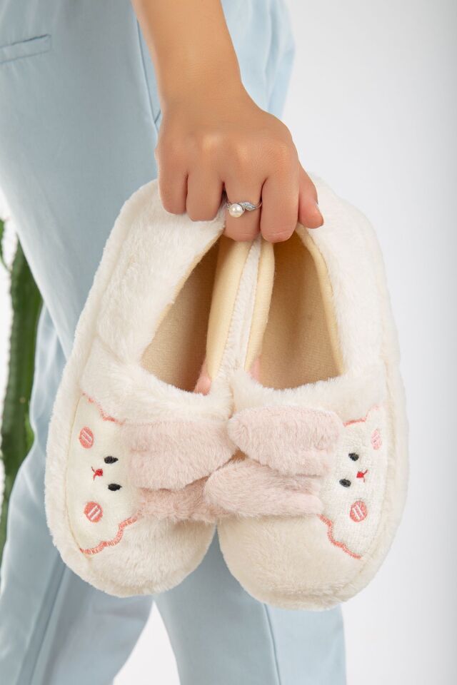 Tavşanlı Panduf Kışlık Yumuşak Peluş Ev Ayakkabısı