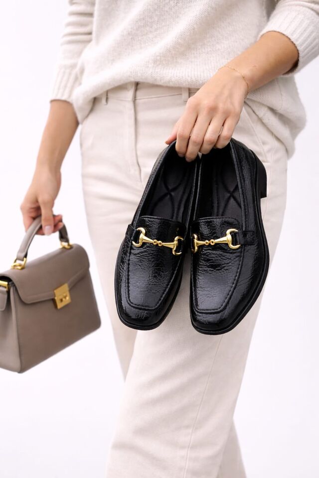 Kadın Rugan Loafer Gold Tokalı Günlük Şık Rahat Babet Ayakkabı SİYAH - 38