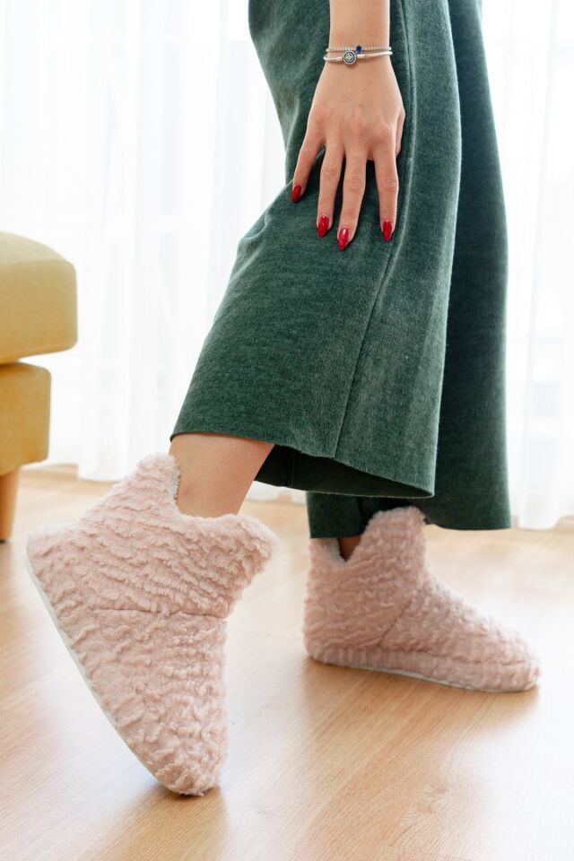 Sessiz Taban Kadın Şık Günlük Çeyiz Terlik Kapalı Ev Botu