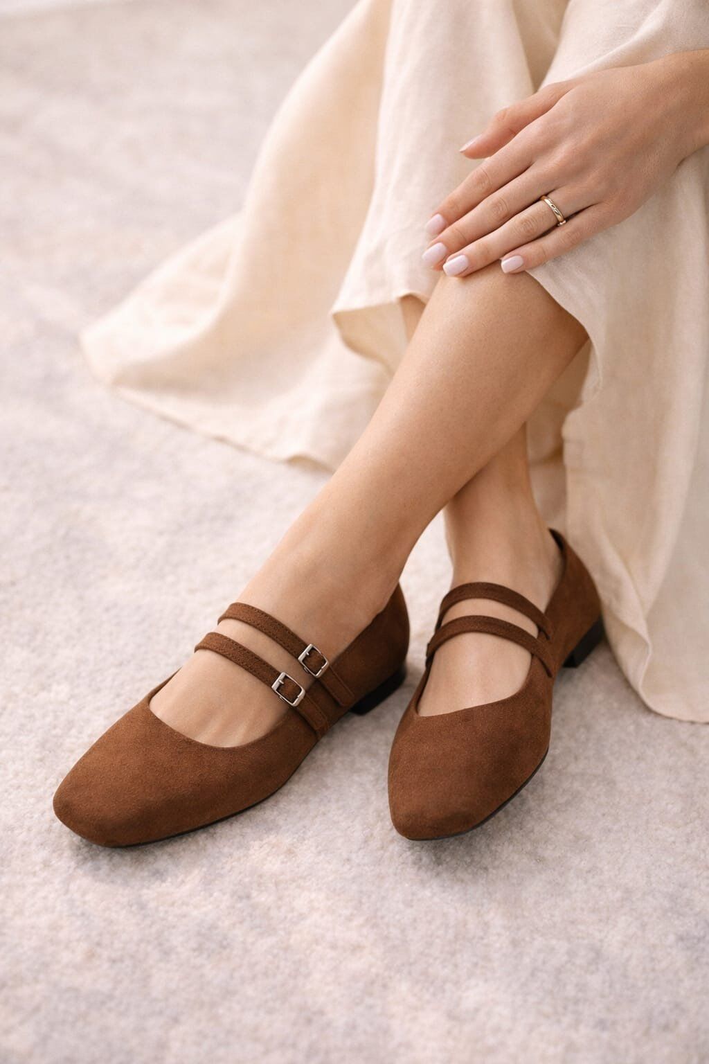 Kadın Üstten Kemerli Çift Tokalı Çift Bantlı Tokalı Süet Babet Süet KAHVERENGİ - 37