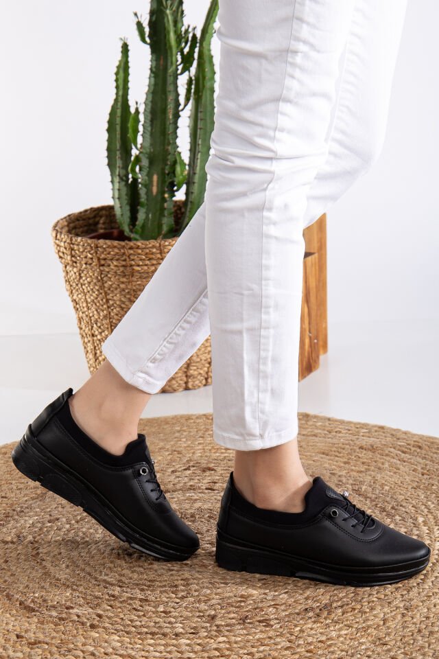 Kadın Ciltli Lastikli Detaylı Anne Ayakkabısı Günlük Ayakkabı Babet SİYAH - 37