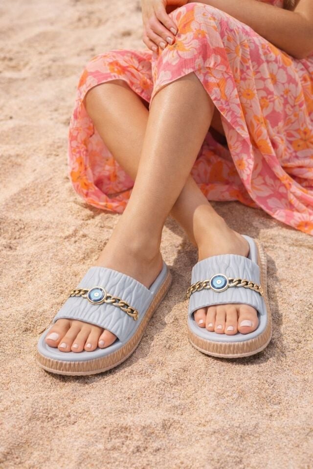 Nazar Zincir Detaylı Platform Kalın Taban Gold Zincirli Günlük Kadın Terlik GRİ - 40