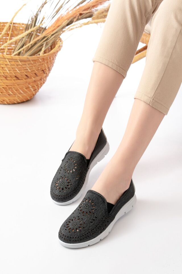 Kadın Lazer Kesim Günlük Ayakkabı Anne İş-Ofis Ortopedik Günlük Babet Ayakkabı SİYAH - 36