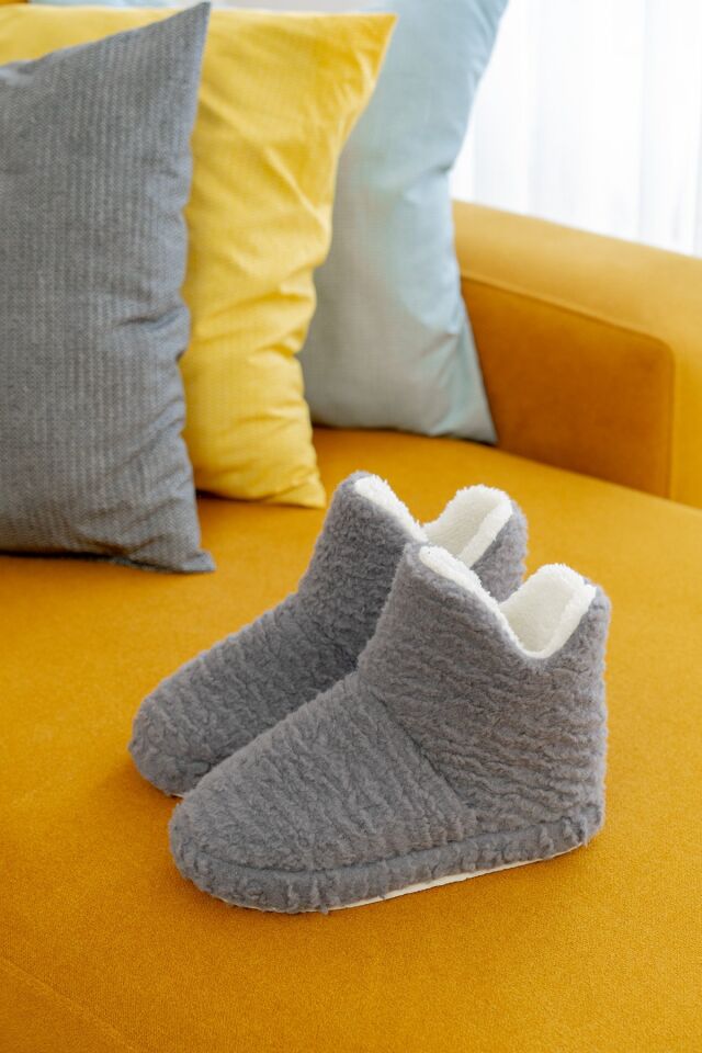 Sessiz Taban Kadın Şık Günlük Çeyiz Terlik Kapalı Ev Botu GRİ - 40