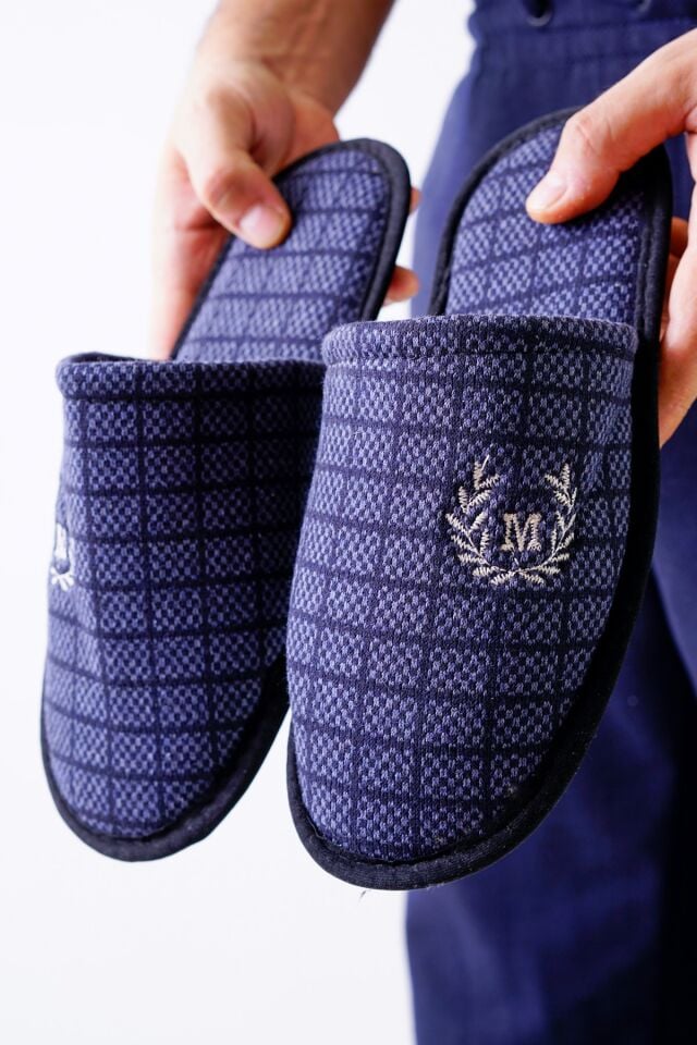 Erkek Ev Terliği Kare Desenli Lacivert Erkek Ev Terliği Kare Desenli Lacivert