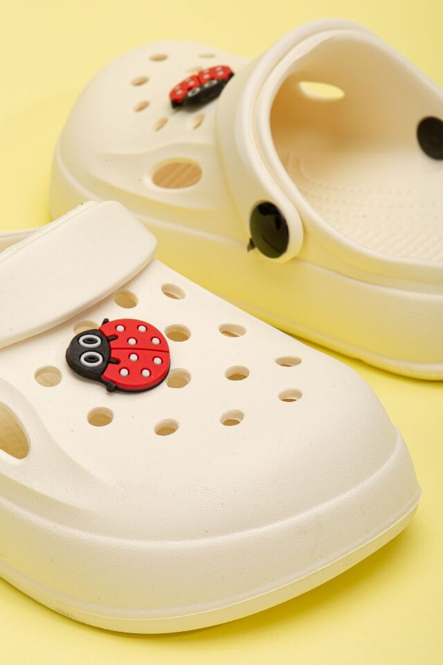 Unisex Çocuk Figürlü Sticker Sandalet-Terlik EKRU UĞUR BÖCEĞİ - 38