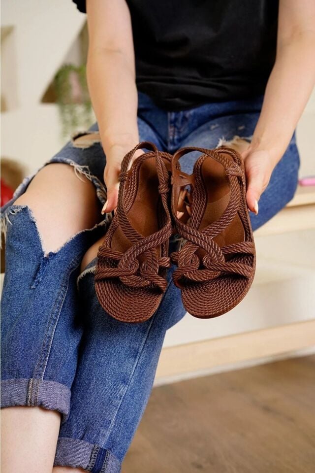 Sandalet Plastik Kaymaz Taban Plaj Sokak KAHVERENGİ - 36