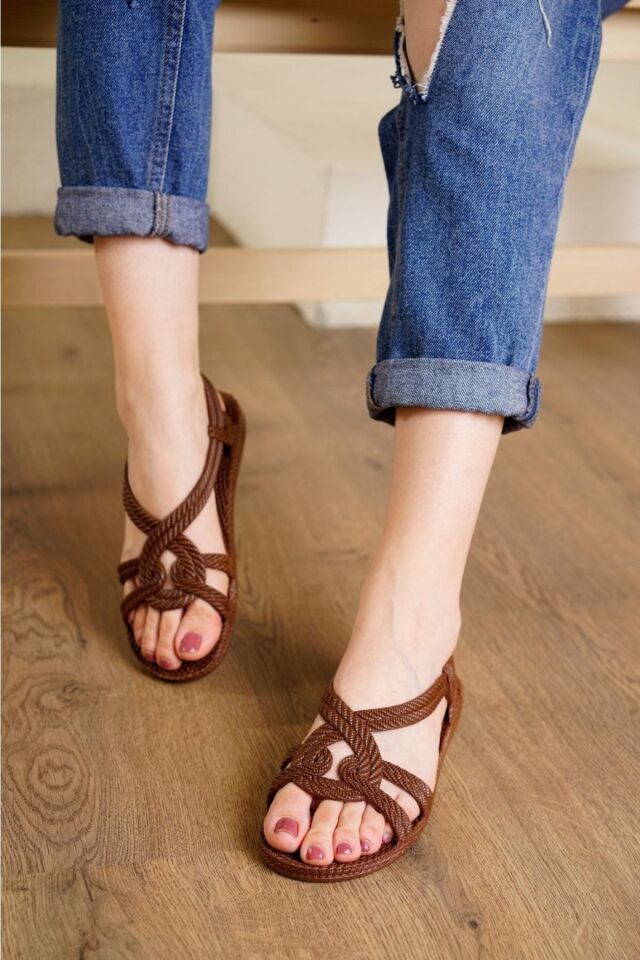 Sandalet Plastik Kaymaz Taban Plaj Sokak KAHVERENGİ - 36