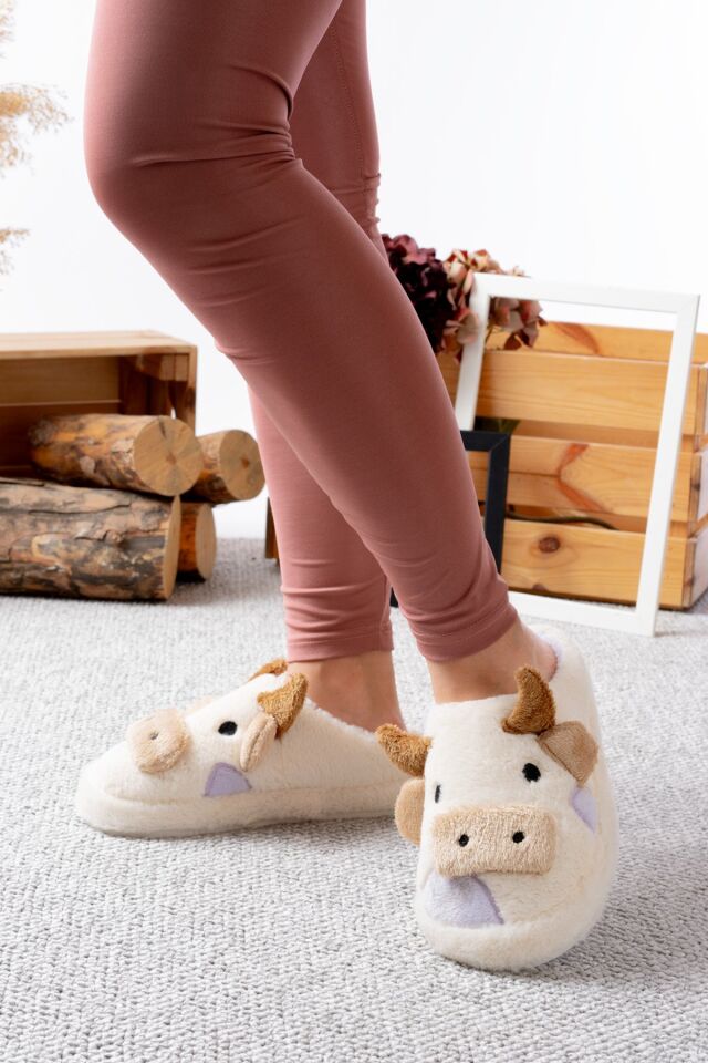 Kadın Öküz Figürlü Sessiz Taban Peluş Ev Terliği LİLA - 37