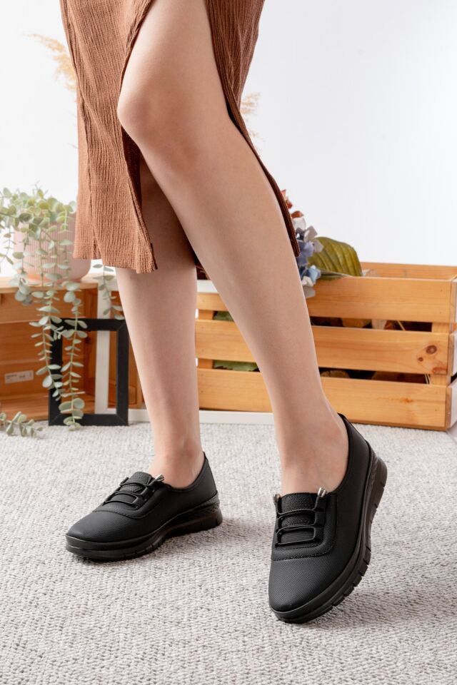 Kadın Lastikli Detaylı Ciltli Anne Ayakkabısı Günlük Ayakkabı Babet SİYAH - 41