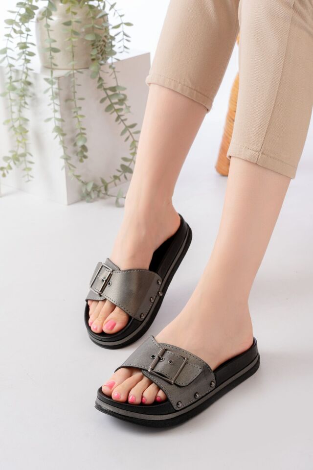 Mulex Kadın Yeni Sezon Günlük Terlik PLATİN - 36