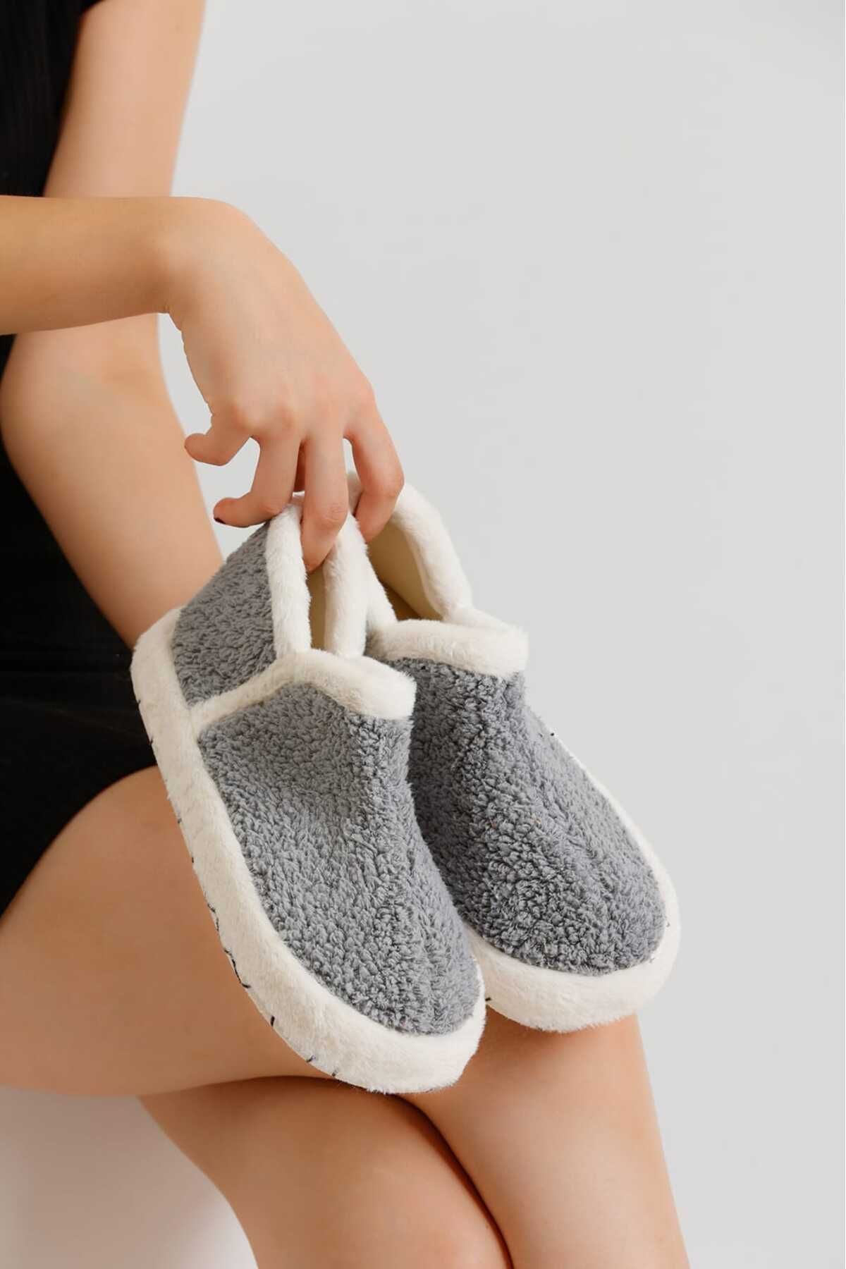 Kadın Hafif Pofuduk Panduf Ses Yapmaz Kalın Taban Ev Ayakkabısı GRİ - 39