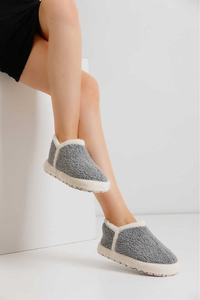 Kadın Hafif Pofuduk Panduf Ses Yapmaz Kalın Taban Ev Ayakkabısı GRİ - 39