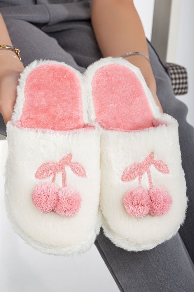 Kadın Ev Terliği Kirazlı Ev Terliği Kışlık Terlik Misafir Terliği Tüylü Terlik Kadın Ev Terliği Kirazlı Ev Terliği Kışlık Terlik Misafir Terliği Tüylü Terlik