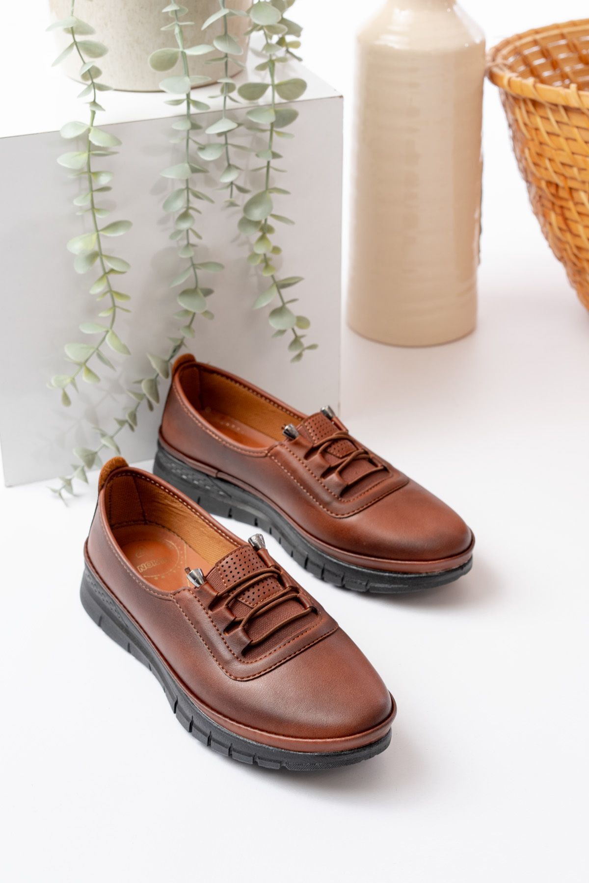 Kadın Lastikli Detaylı Ciltli Anne Ayakkabısı Günlük Ayakkabı Babet TABA - 38