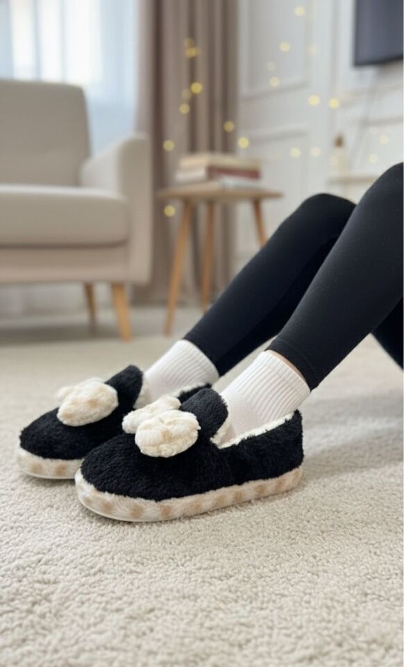 Şirin Kadın Peluş Ev Pandufu Kaymaz Taban Konforlu ve Sevimli Tasarım SİYAH - 40