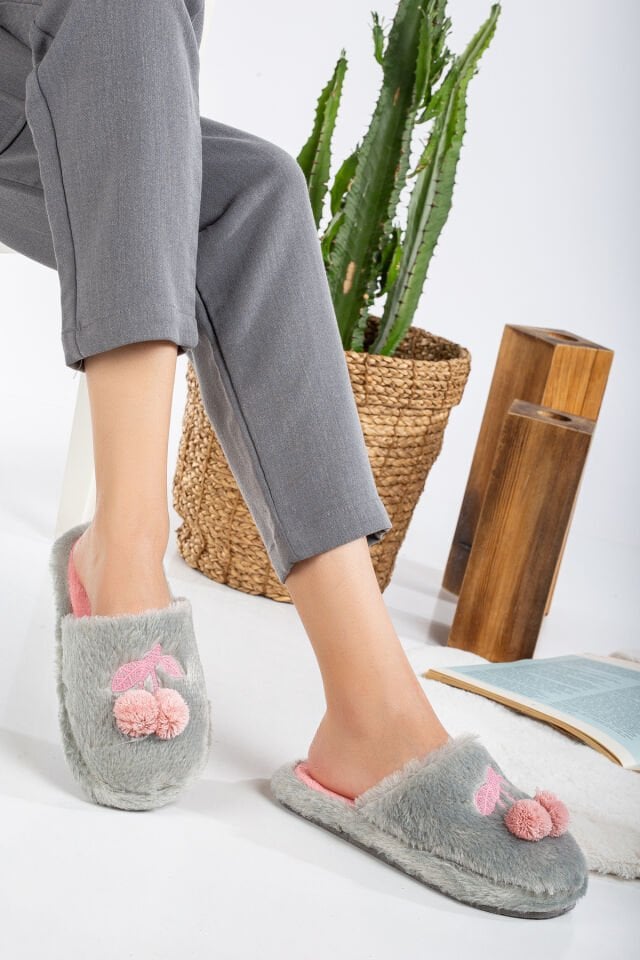 Kadın Ev Terliği Kirazlı Ev Terliği Kışlık Terlik Misafir Terliği Tüylü Terlik GRİ - 38