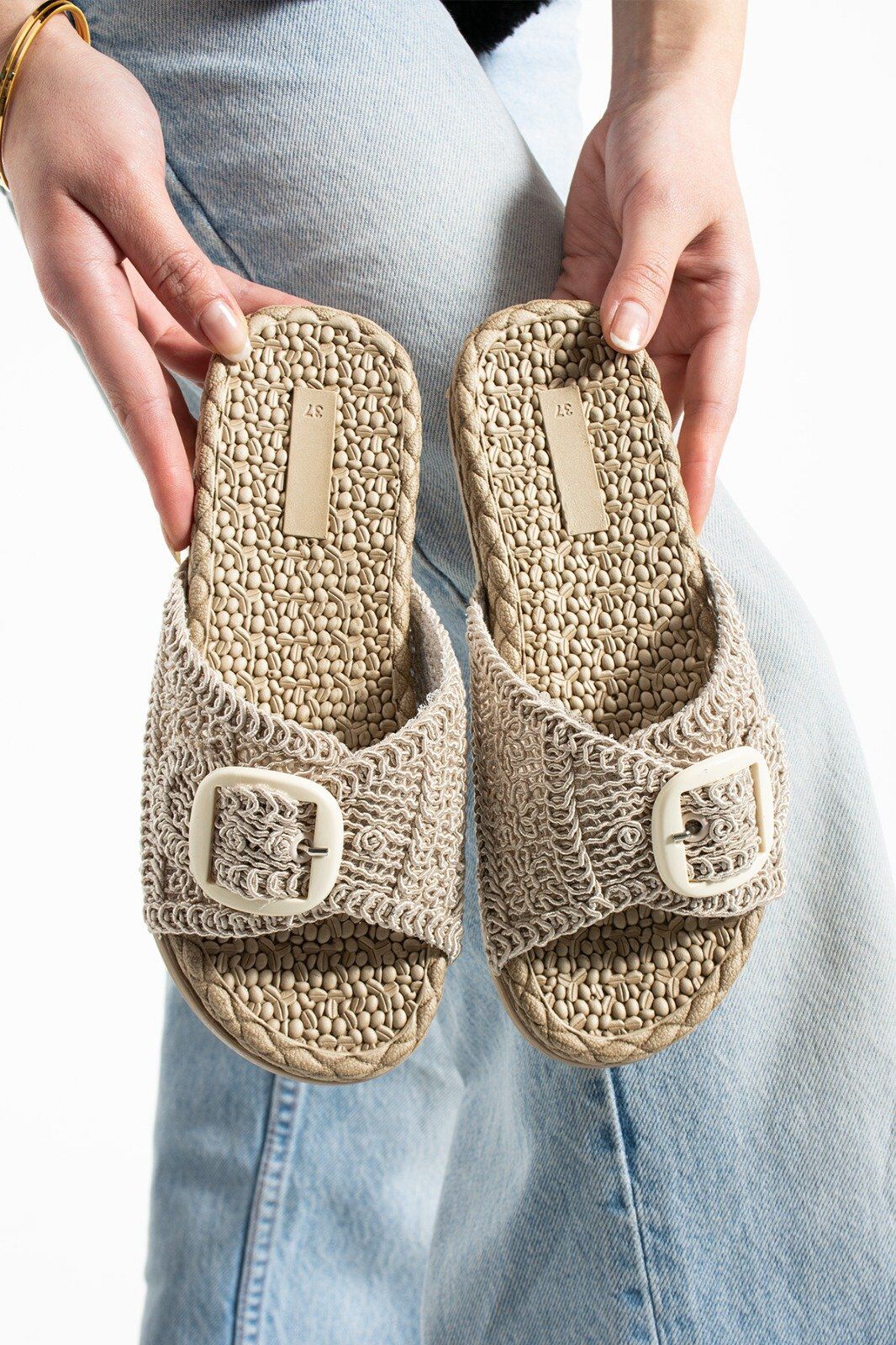 Kadın Toka Detaylı Hasırlı Ev Terliği Dış Mekan Terliği KREM - 38