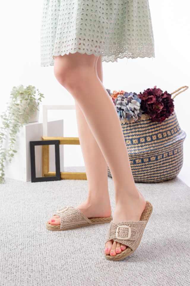 Kadın Toka Detaylı Hasırlı Ev Terliği Dış Mekan Terliği KREM - 38