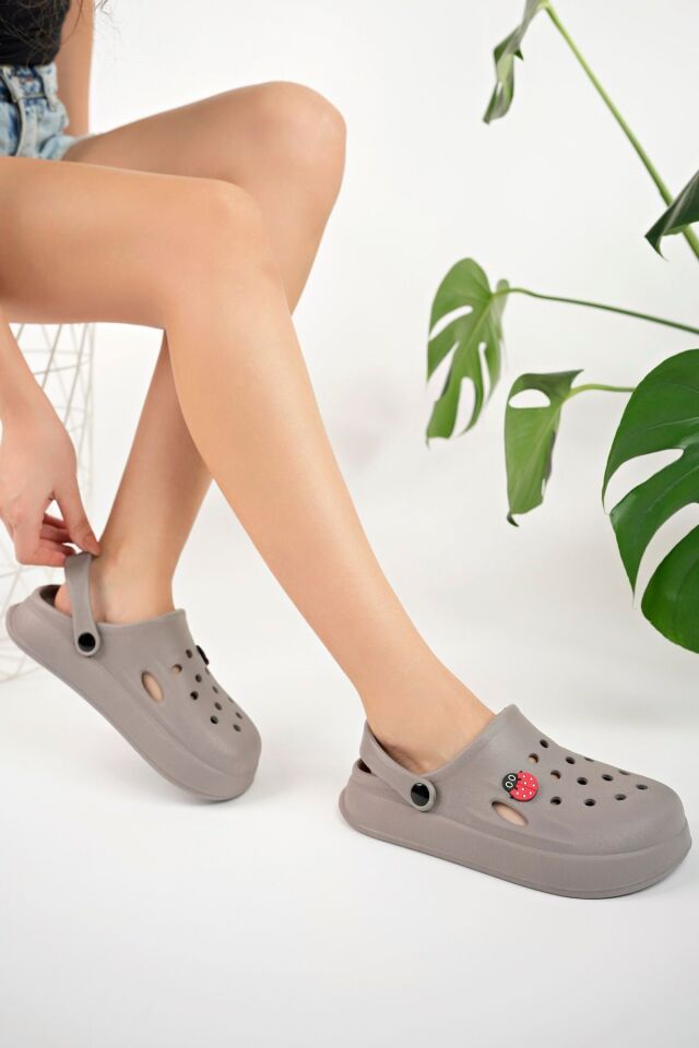 Kadın Eva Deniz Plaj Aşçı Doktor Hemşire Hastane Rahat Sandalet Terlik Uğur Böceği