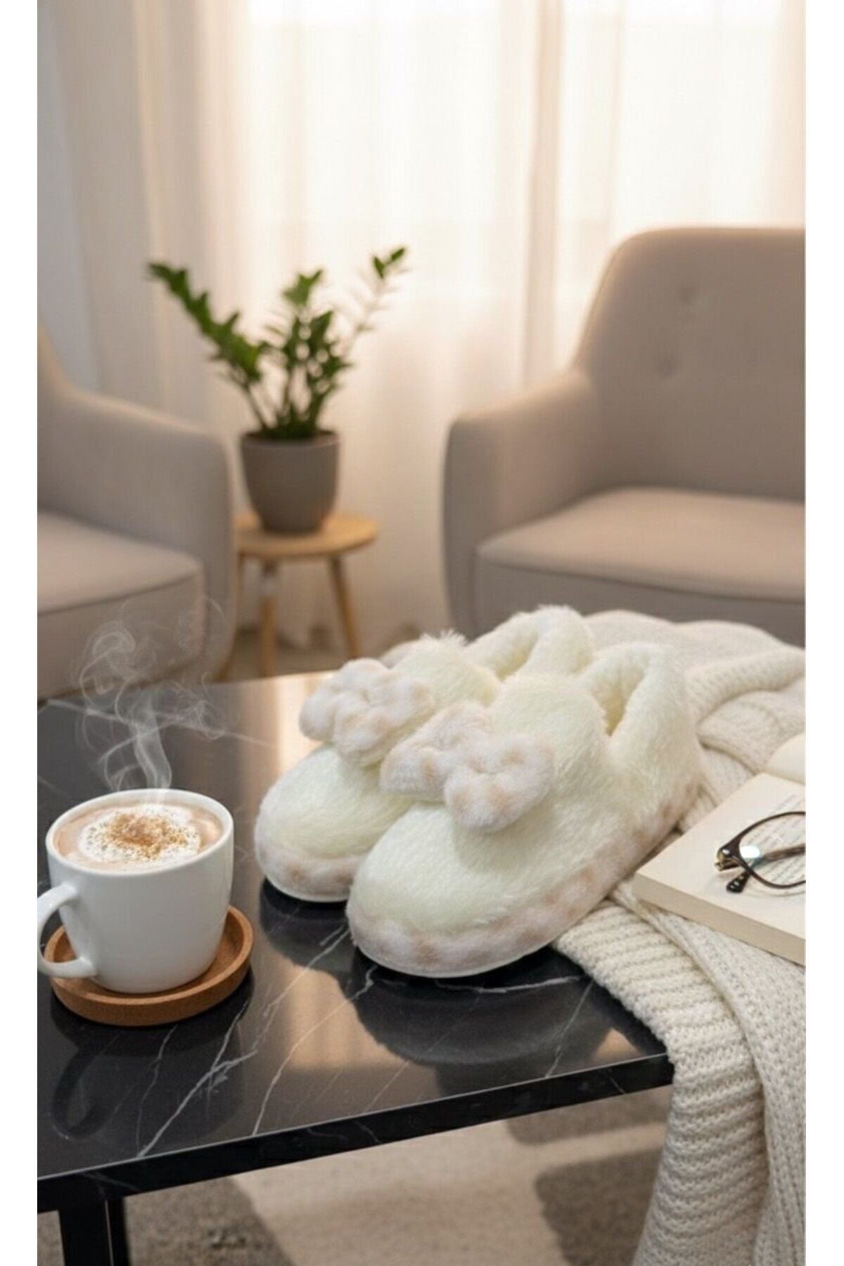 Şirin Kadın Peluş Ev Pandufu Kaymaz Taban Konforlu ve Sevimli Tasarım EKRU - 40