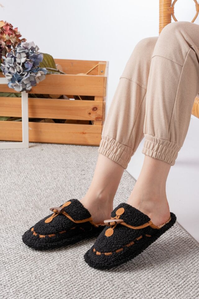 Kadın Ev Terliği Peluş Terlik Çeyiz ve Bohça Terliği Ses Yapmaz Kalın Taban SİYAH - 38