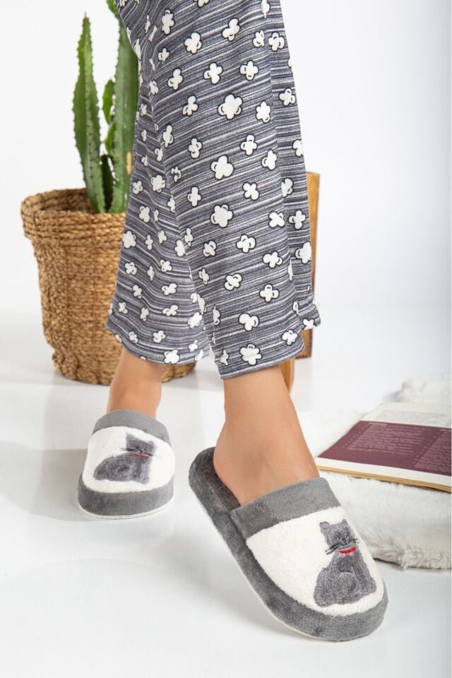 3' lü Kadın Kedi Pati Baskılı Kışlık Ev Terliği