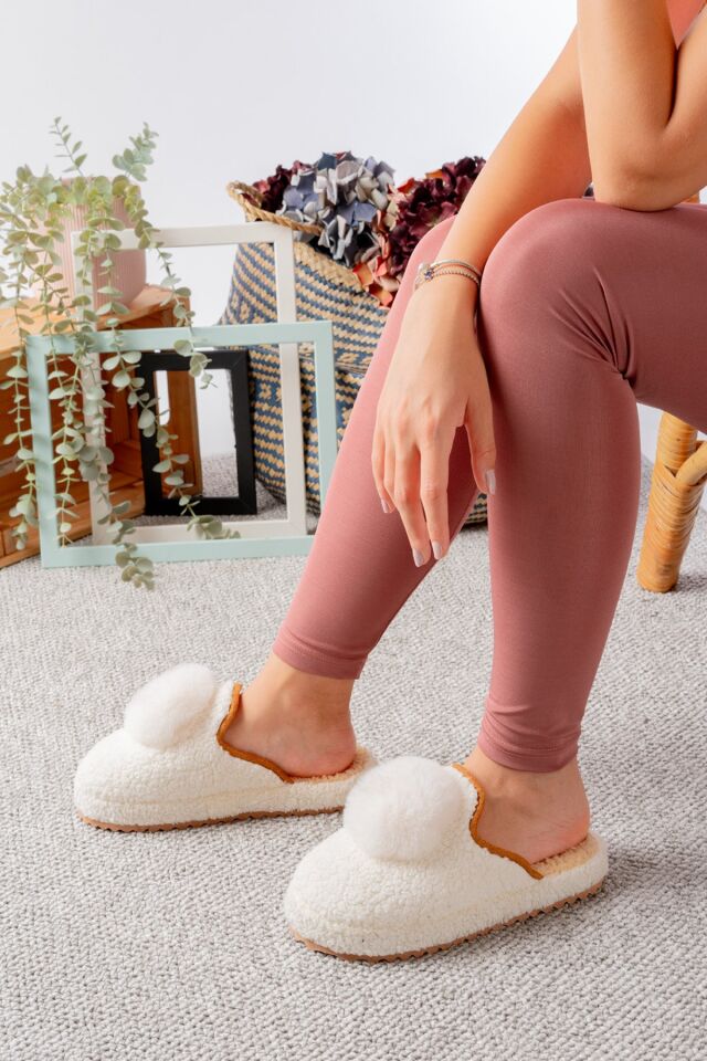 Kadın Ev Terliği Ponpon Şık Giyim Hediyelik Çeyiz Bohça Misafir Terliği BEYAZ - 40