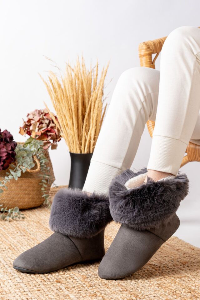Yünlü Lüks Boğazı Peluş Detaylı Ev Botu
