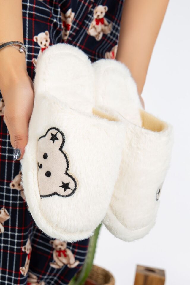 Kadın Panda Figürlü Sessiz Taban Peluş Ev Terliği KREM - 38-39