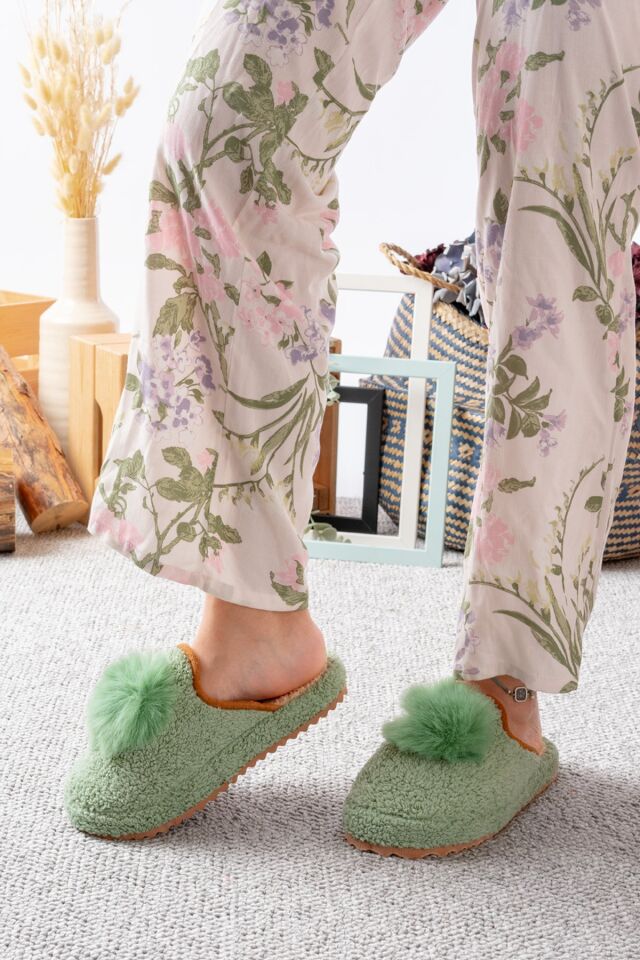 Kadın Ev Terliği Ponpon Şık Giyim Hediyelik Çeyiz Bohça Misafir Terliği YEŞİL - 39