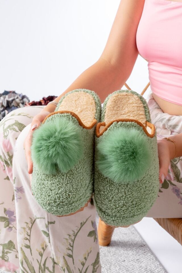 Kadın Ev Terliği Ponpon Şık Giyim Hediyelik Çeyiz Bohça Misafir Terliği YEŞİL - 37