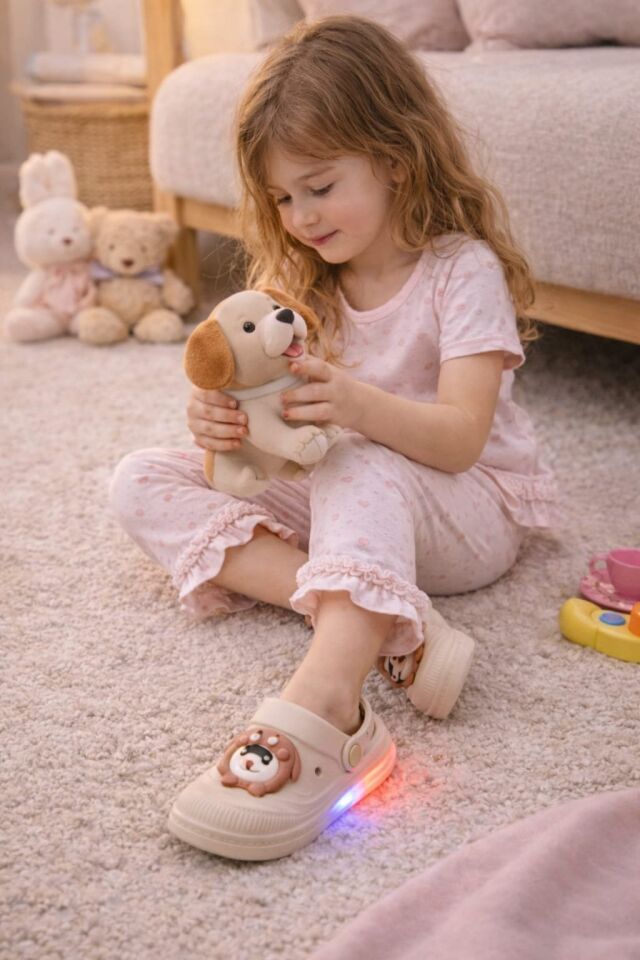 Işıklı Minik Maymun Çocuk Sandalet Terlik KUM - 23-24
