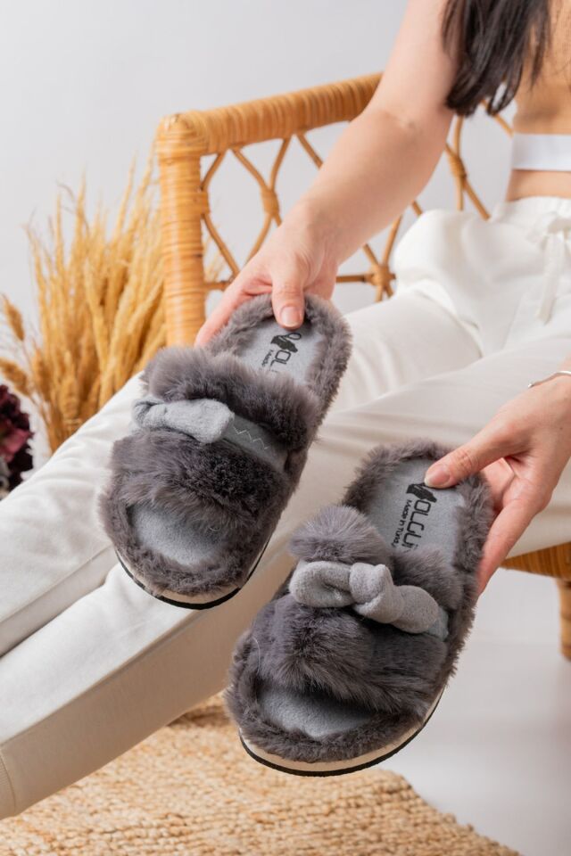 Kadın Peluş Ev Terliği Peluş Ev Terliği Yazlık-Mevsimlik Ev Terliği Tüylü Terlik
