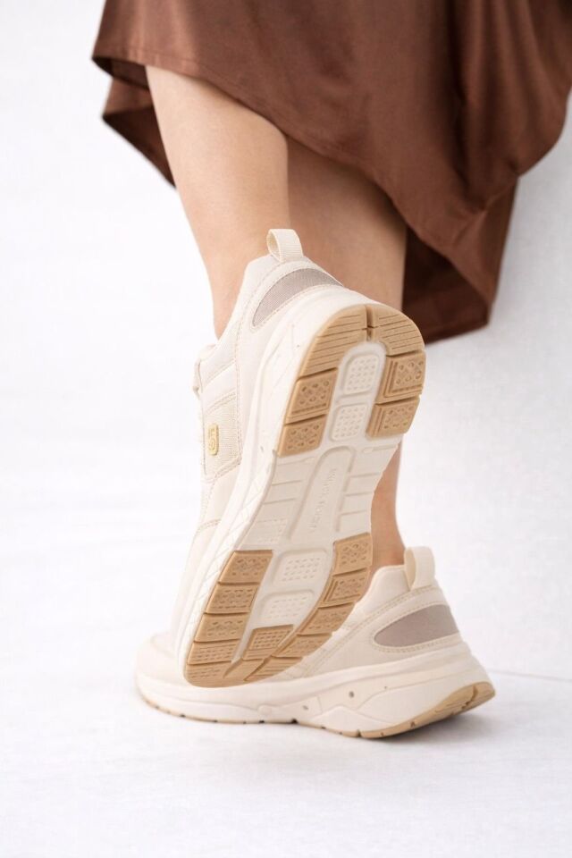 Kadın Sneaker Günlük Spor Ayakkabı Kalın Taban Hafif Rahat Yürüyüş Sneaker Modern Tasarım Şık Kombin Uyumlu KUM-TABA - 38