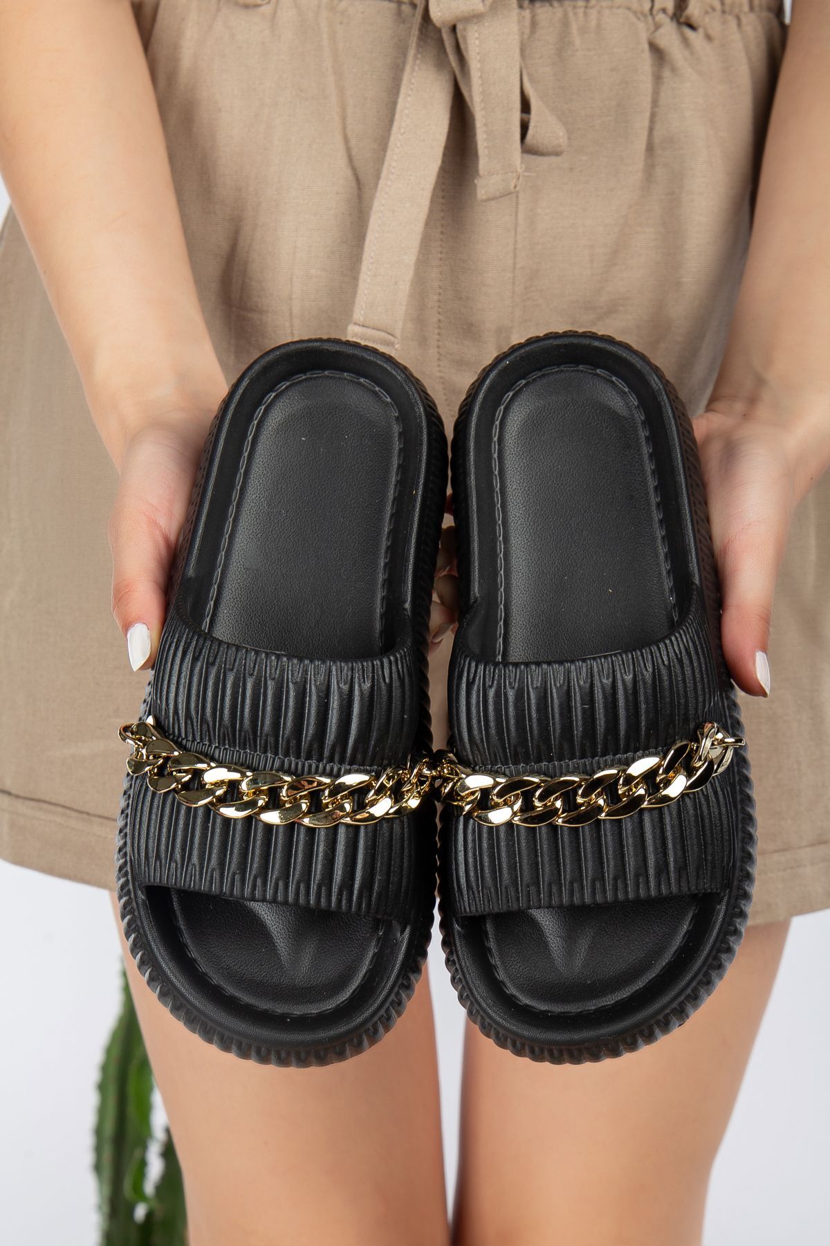 Kadın Zincirli Şık, Rahat, Konforlu Günlük Sandalet/Terlik SİYAH - 36