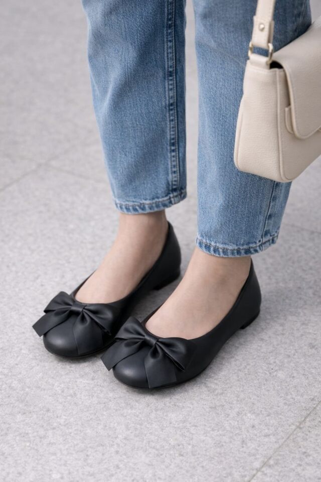 Zarif Kadın Günlük  Kurdele Detaylı Yuvarlak Burun Şık Babet SİYAH - 40