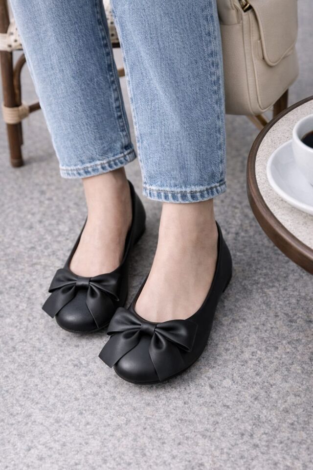 Zarif Kadın Günlük  Kurdele Detaylı Yuvarlak Burun Şık Babet SİYAH - 40