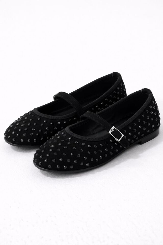 Taşlı Tokalı Kadın Babet – Şık ve Rahat Günlük Babet Taşlı Tokalı Kadın Babet – Şık ve Rahat Günlük Babet