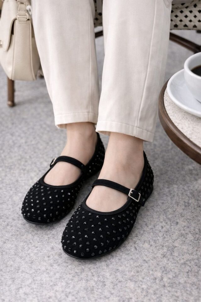 Taşlı Tokalı Kadın Babet – Şık ve Rahat Günlük Babet SİYAH - 38