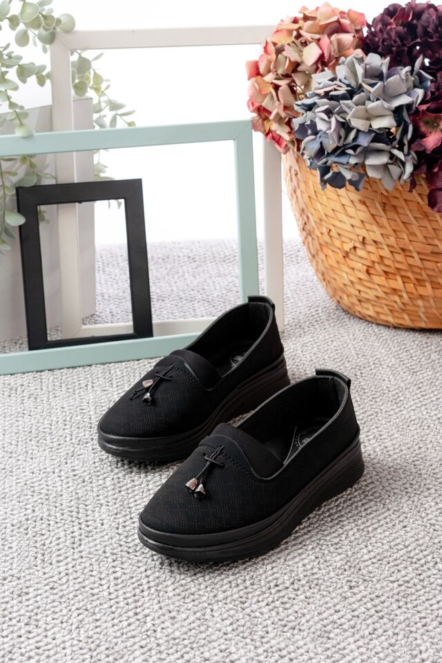 Kadın Anne Ortopedik Terletmez Püsküllü  Kaymaz Ayakkabı Babet SİYAH - 36