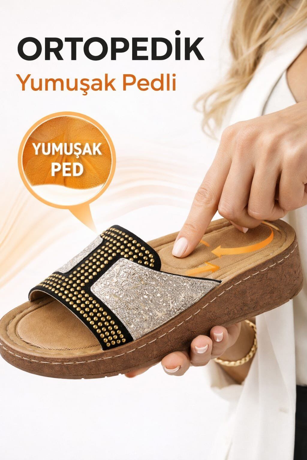 Taşlı Yumuşak Hafif Taban Önü Açık Günlük Anne Kadın Terlik ALTIN - 40