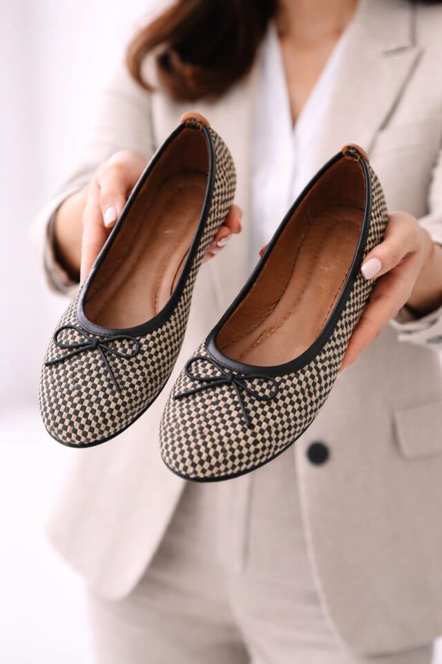 Tüvit Kumaş Mary Jane Babet Şık Tokalı Ortopedik Taban Günlük Ayakkabı BIYIKLI KARELİ SİYAH - 38