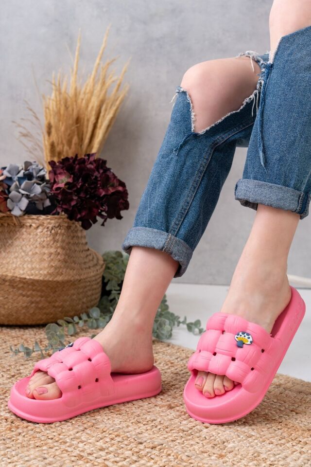 Kadın Lüks Hafif Ve Yüksek Taban Kaymaz Sticker Desenli Günlük Plaj Deniz Havuz Banyo Terliği jel