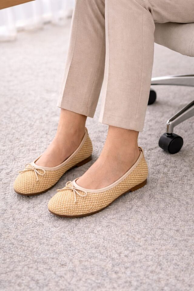 Tüvit Kumaş Mary Jane Babet Şık Tokalı Ortopedik Taban Günlük Ayakkabı BIYIKLI KARELİ KREM - 37