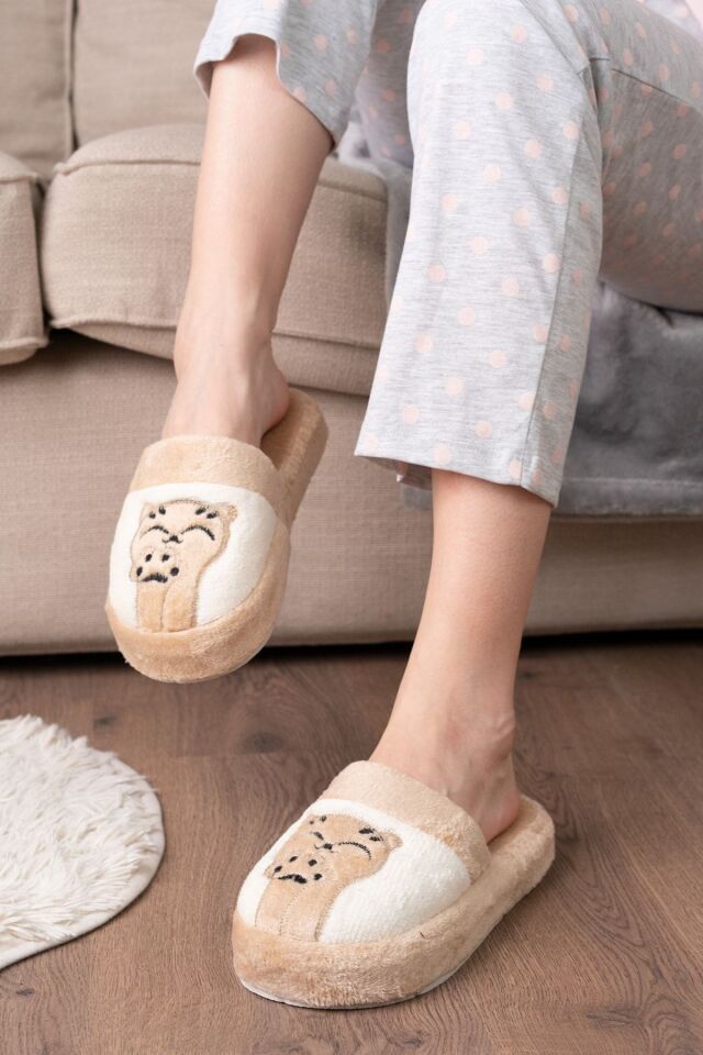 Kadın Kedi Pati Baskılı Kışlık Ev Terliği KREM - 40